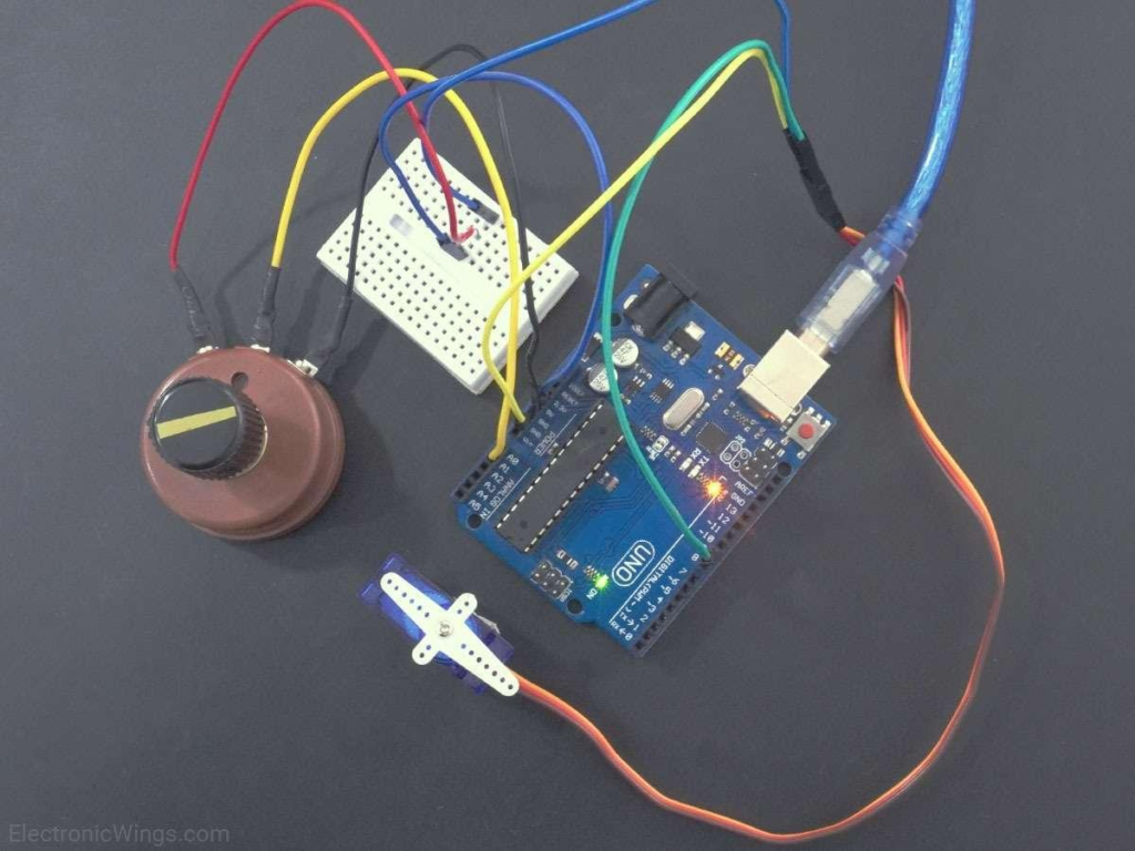Servo Motor Control with Arduino