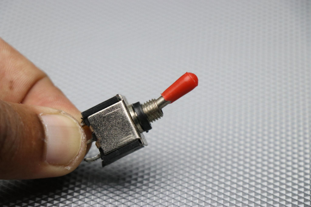 Electronic Components for Beginners – Switch used in electronic circuits