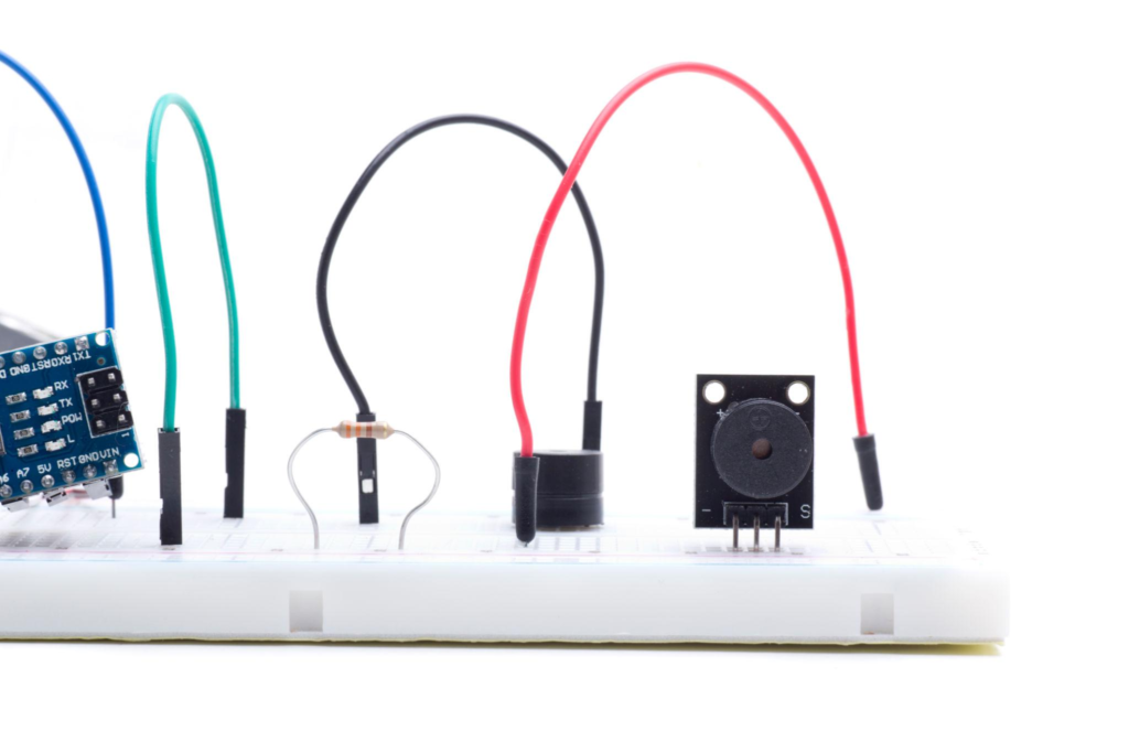  Electronic Components for Beginners – Buzzer module example